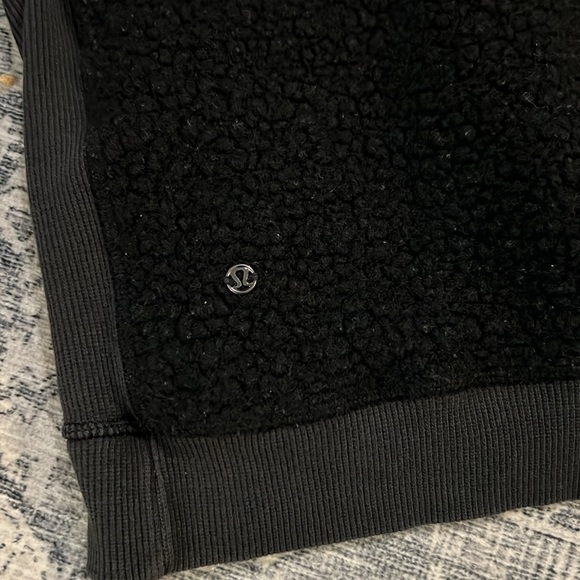 🎉HOST PICK🎉 Lululemon Stand Out Sherpa Half-Zip - Picture 8 of 9
